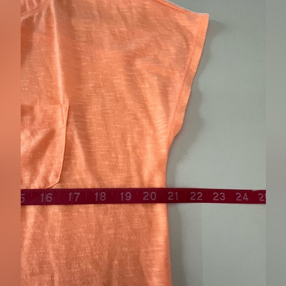 LILLY PULITZER | M | LUXLETIC | split back - Picture 8 of 11